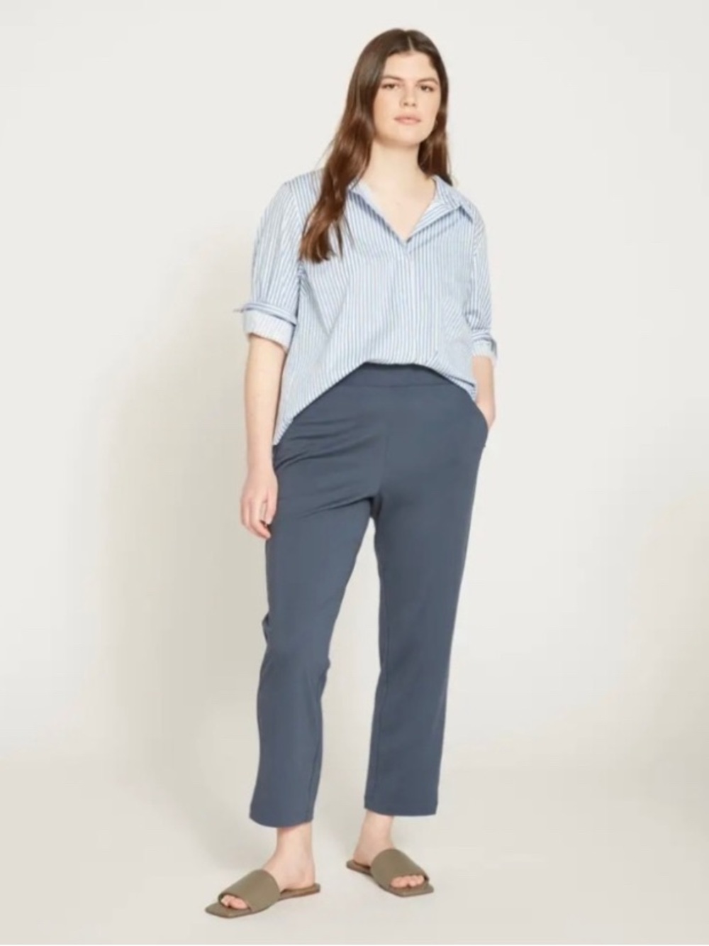 NWT Universal Standard Cropped Skinny Pants in Nephrite 3XS/2-4